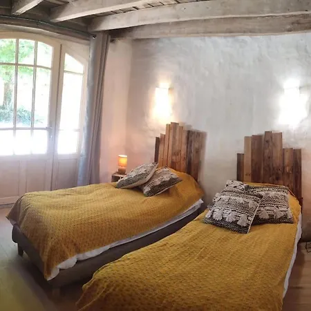 Le Des Acacias Holiday home *